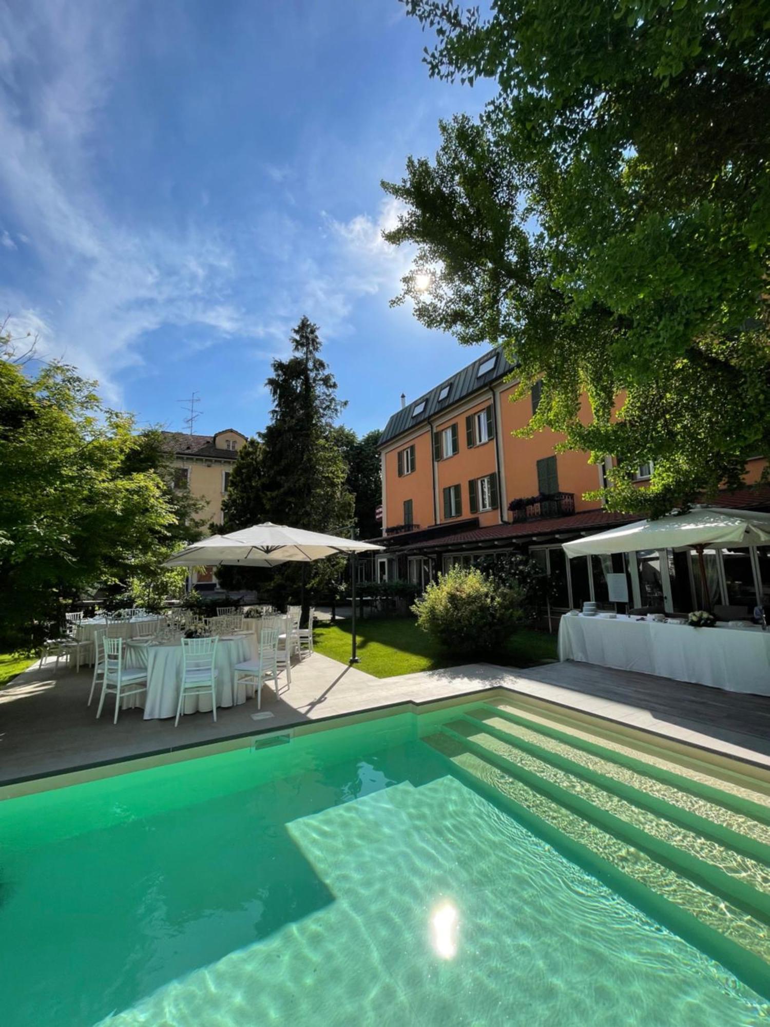 Hotel Milano Pool & Garden Salice Terme Ngoại thất bức ảnh