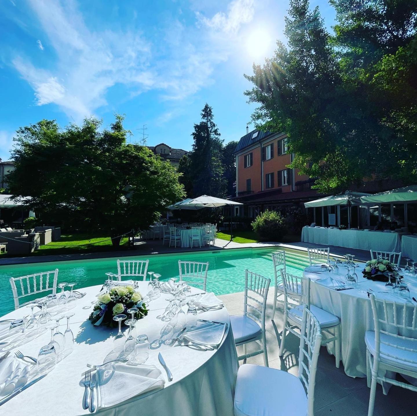 Hotel Milano Pool & Garden Salice Terme Ngoại thất bức ảnh